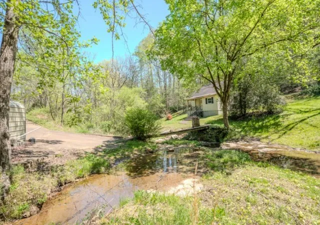 5th image of 2167 Powdermill Hill Rd, Lawrenceburg, TN 38464 | MLS# 3171083