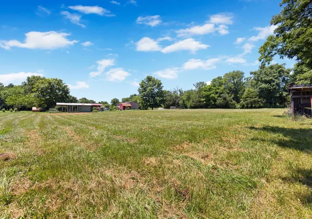 Photo 4 of Manufactured home for sale at 3455 Philadelphia Rd, Lebanon, TN 37087 | MLS# 3171635 | Listing updated on 2026-08-30