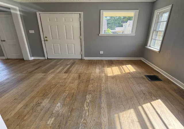 3rd image of 2150 Albany Ave, Memphis, TN 38108 | MLS# 3171218