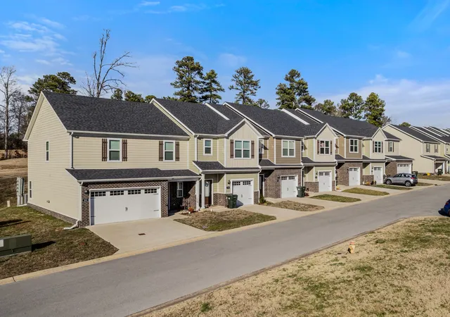 2nd image of 307 Masters Way, Dickson, TN 37055 | MLS# 3171309