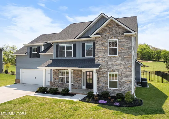 1st image of 2013 Farm Blvd, Sevierville, TN 37876 | MLS# 3171322