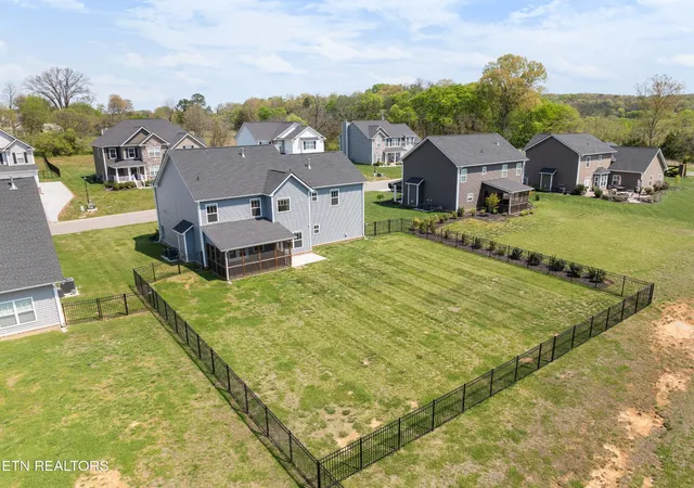 2nd image of 2013 Farm Blvd, Sevierville, TN 37876 | MLS# 3171322