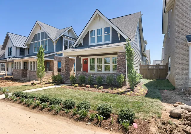 Photo 2 of Single family home for sale at 2557 Buckner Ln, Thompsons Station, TN 37179 | MLS# 3173072 | Listing updated on 2026-04-20