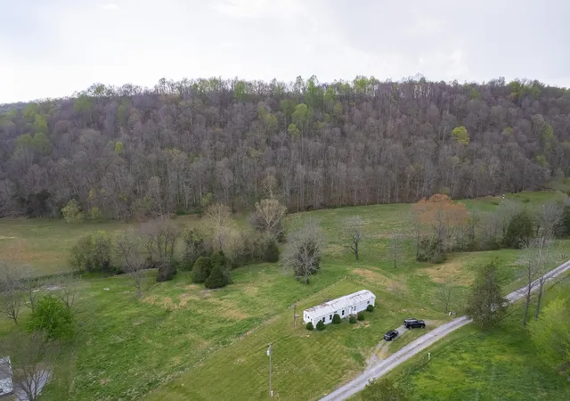 Homes for sale in Manchester, TN | 109 Creek Bend Ln, Manchester, TN 37355 | MLS# 3173012