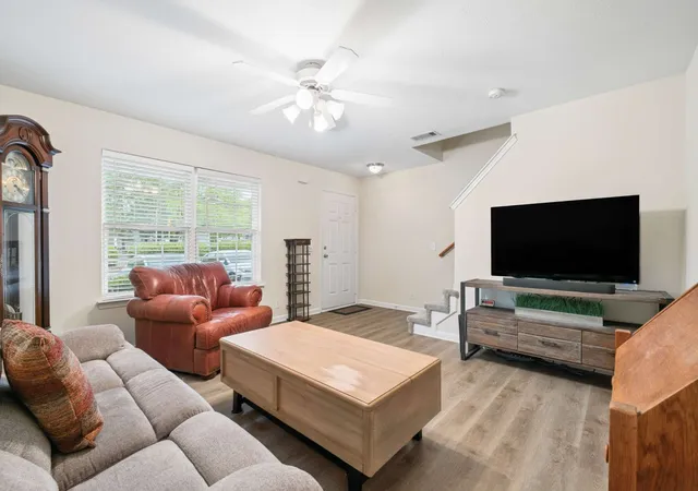 4th image of 107 Oak Valley Circle, Smyrna, TN 37167 | MLS# 3176104