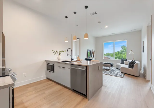 3rd image of 1090 Haysboro Ave #309, Nashville, TN 37216 | MLS# 3178735