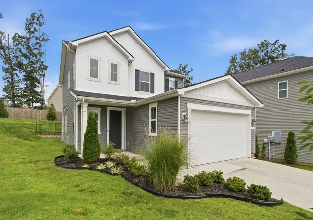 Homes for sale in White Bluff, TN | 121 Timber Crest Trl, White Bluff, TN 37187 | MLS# 3172964