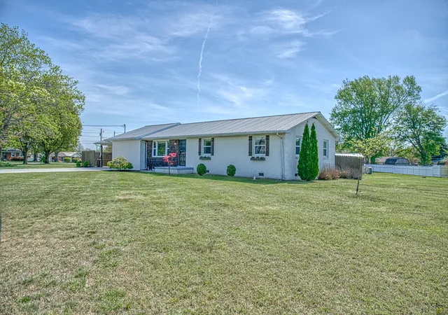 Homes for sale in Cookeville, TN | 858 Greenland Ave, Cookeville, TN 38501 | MLS# 3173515