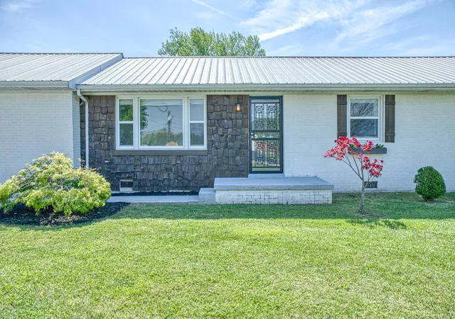 Homes for sale in Cookeville, TN | 858 Greenland Ave, Cookeville, TN 38501 | MLS# 3173515