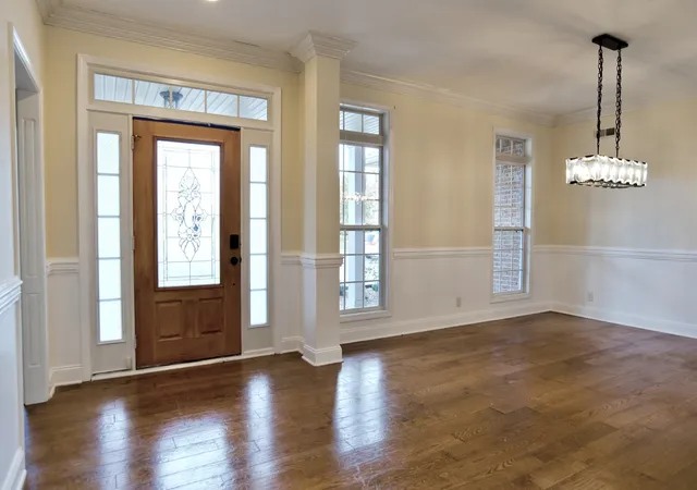 3rd image of 950 Willow Cir, Clarksville, TN 37043 | MLS# 3173343
