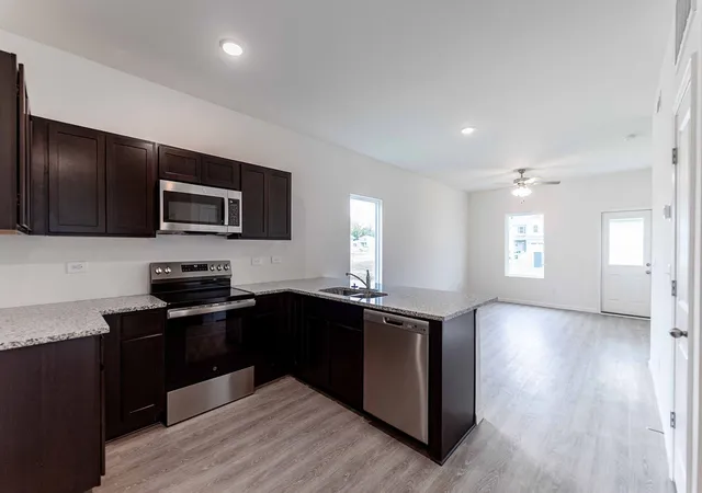 2nd image of 94 Stonehenge Circle, Manchester, TN 37355 | MLS# 3173158