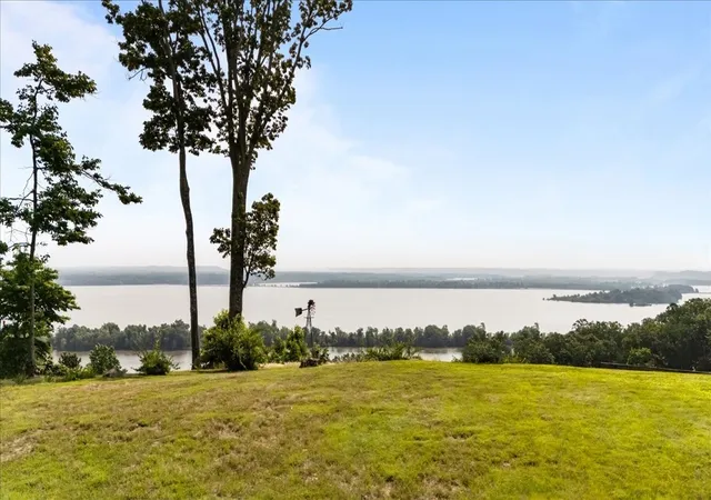 Homes for sale in Holladay, TN | 0 Rockport Landing, Holladay, TN 38341 | MLS# 3173194