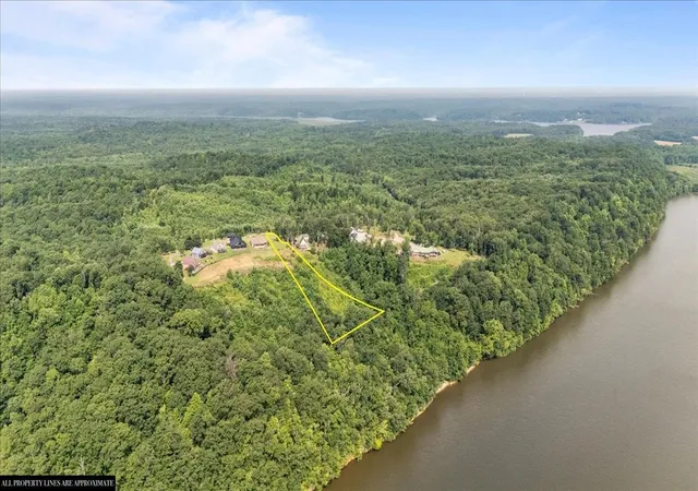 Homes for sale in Holladay, TN | 0 Rockport Landing, Holladay, TN 38341 | MLS# 3173194