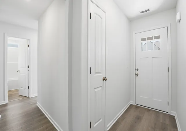 Photo 2 of Sale Pending at 42 Stillwater Way, Tullahoma, TN 37388 | MLS# 3173219 | Listing updated on 2026-09-23