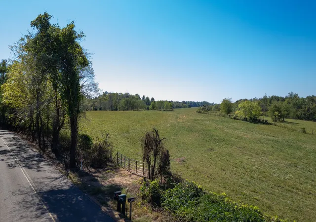 Homes for sale in Puryear, TN | 0 Old Murray Paris Rd, Puryear, TN 38251 | MLS# 3173257