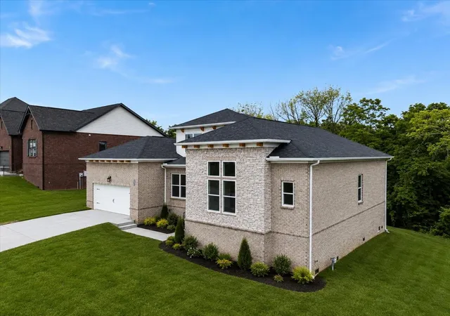 3rd image of 1004 Tiane Trl, Gallatin, TN 37066 | MLS# 3173321