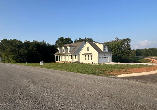 1st image of 766 Awalt Dr, Winchester, TN 37398 | MLS# 3179255