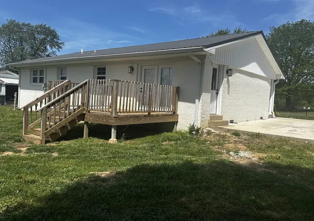 Photo 4 of Single family home for sale at 307 Randall St, Lawrenceburg, TN 38464 | MLS# 3173390 | Listing updated on 2026-04-19