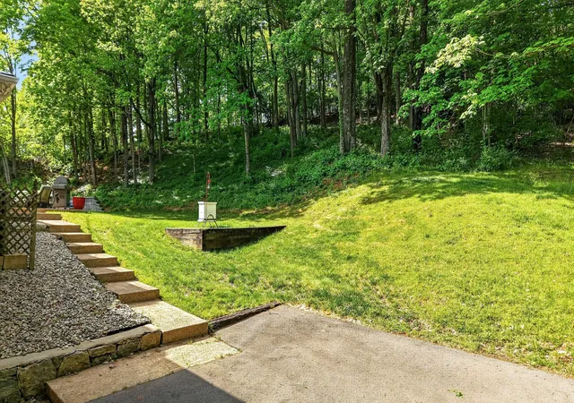 Photo 4 of Single family home for sale at 2148 Timberwood Dr, Nashville, TN 37215 | MLS# 3183312 | Listing updated on 2026-08-06