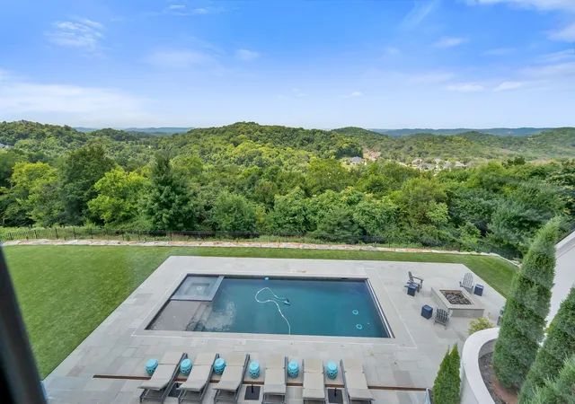 Photo 2 of Mansion for sale at 467 Canterbury Rise, Franklin, TN 37067 | MLS# 3193740 | Listing updated on 2026-08-08