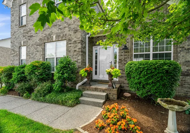 1st image of 107 Brant Ln, Hendersonville, TN 37075 | MLS# 3185054