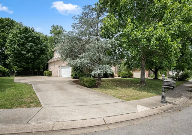 Photo 4 of Single family home for sale at 3035 Twisted Oak Dr, Murfreesboro, TN 37129 | MLS# 3186708 | Listing updated on 2026-10-01