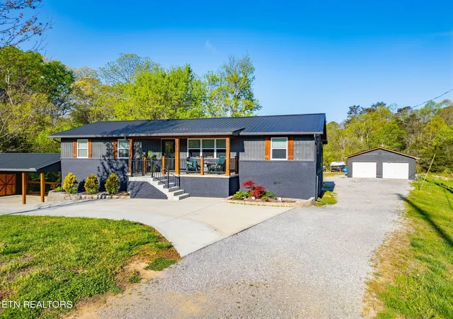 3rd image of 6414 Pine Grv Rd, Knoxville, TN 37914 | MLS# 3317272