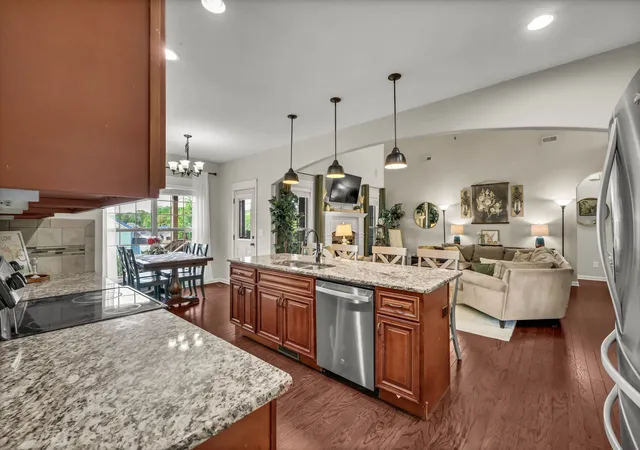 5th image of 425 Carson Bailey Ct, Clarksville, TN 37043 | MLS# 3177984