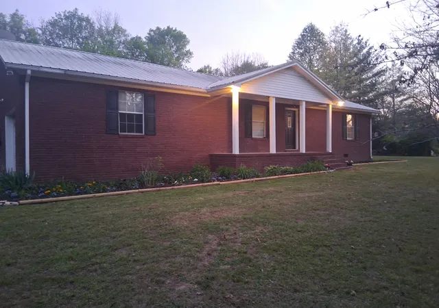 Homes for sale in Loretto, TN | 547 Busby Rd, Loretto, TN 38469 | MLS# 3173808