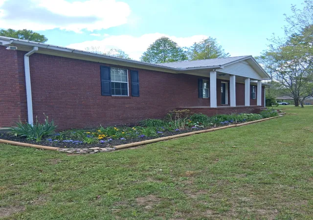 Homes for sale in Loretto, TN | 547 Busby Rd, Loretto, TN 38469 | MLS# 3173808