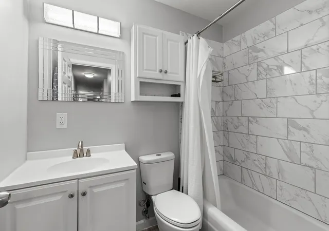 3rd image of 613 Hillsboro Rd #A11, Franklin, TN 37064 | MLS# 3173692