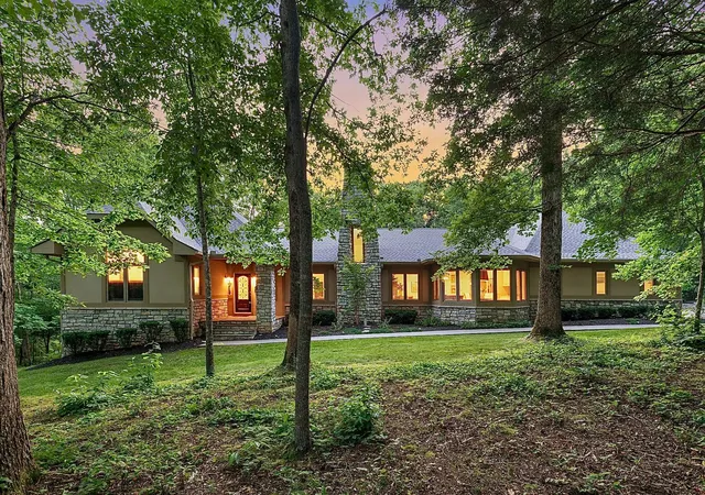 Homes for sale in Kingston Springs, TN | 1003 Champion Hills Dr, Kingston Springs, TN 37082 | MLS# 3232467
