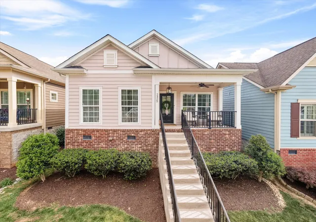 1st image of 2425 Duxbury Dr, Columbia, TN 38401 | MLS# 3175908