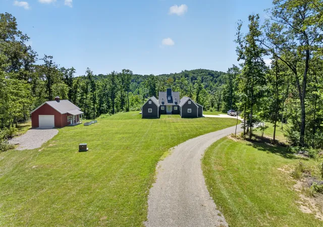 Photo 3 of Single family home for sale at 1499 Doe And Fawn Ln, Crawford, TN 38554 | MLS# 3175488 | Listing updated on 2026-10-02