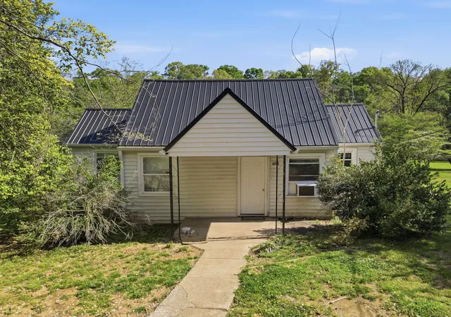 5th image of 212 Westwood Dr, Mc Minnville, TN 37110 | MLS# 3173836