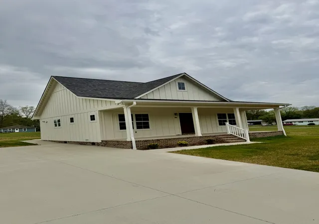 Homes for sale in Lawrenceburg, TN | 909 Hickory St, Lawrenceburg, TN 38464 | MLS# 3173831