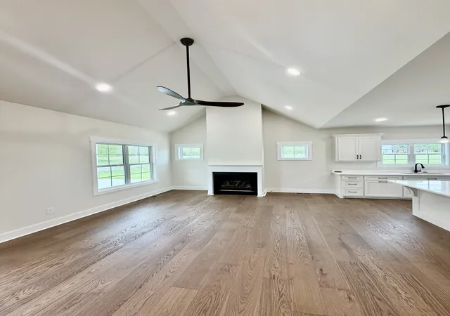 Homes for sale in Lawrenceburg, TN | 909 Hickory St, Lawrenceburg, TN 38464 | MLS# 3173831