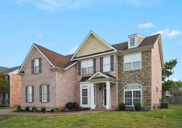 4th image of 1820 Woodland Farms Ct, Old Hickory, TN 37138 | MLS# 3255675