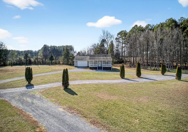 Homes for sale in Old Fort, TN | 229 Davis Lane, Old Fort, TN 37362 | MLS# 3229394