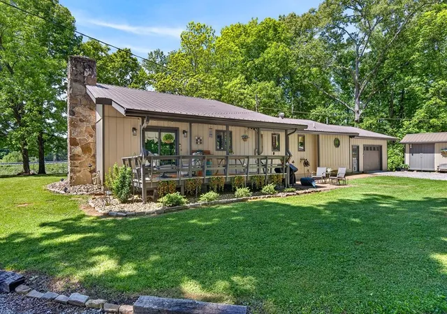 Homes for sale in Sparta, TN | 143 Griffintown Rd, Sparta, TN 38583 | MLS# 3185414