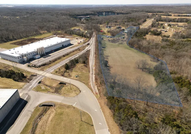 Photo 2 of Manufactured home for sale at 475 Quarry Rd, Mount Juliet, TN 37122 | MLS# 3179679 | Listing updated on 2026-04-29