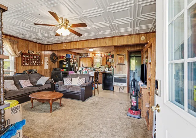 Photo 3 of Single family home for sale at 106 Morgan Springs Rd, Columbia, TN 38401 | MLS# 3174999 | Listing updated on 2026-04-22