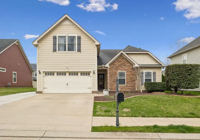 Photo 1 of Single family home for sale at 935 Contessa Dr, Murfreesboro, TN 37128 | MLS# 3177838 | Listing updated on 2026-05-17