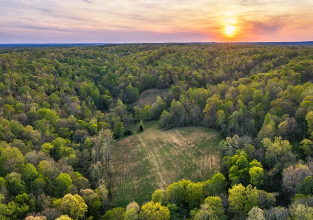 Homes for sale in Indian Mound, TN | 4231 Lylewood Rd, Indian Mound, TN 37079 | MLS# 3175163