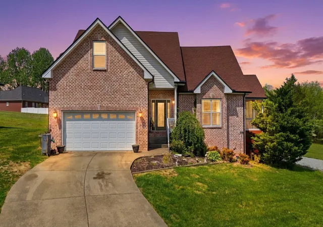 Homes for sale in Greenbrier, TN | 4046 Summit Dr, Greenbrier, TN 37073 | MLS# 3175203
