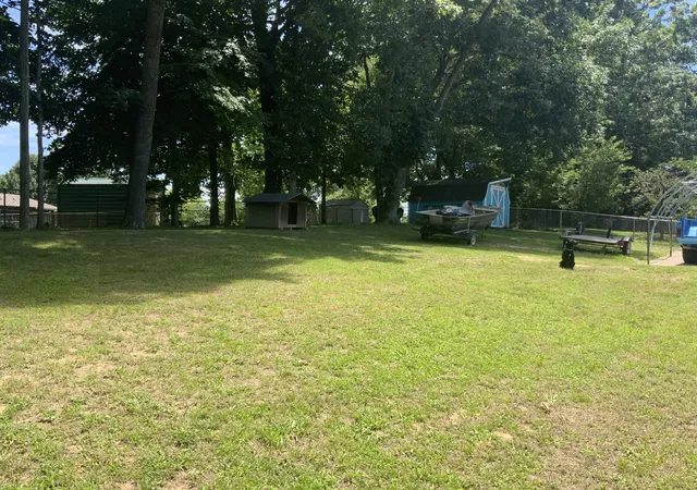 Photo 4 of Single family home for sale at 236 Charlemagne Blvd, Clarksville, TN 37042 | MLS# 3175176 | Listing updated on 2026-10-05
