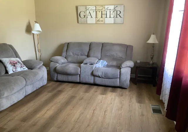 Photo 4 of Single family home for sale at 236 Charlemagne Blvd, Clarksville, TN 37042 | MLS# 3175176 | Listing updated on 2026-09-03