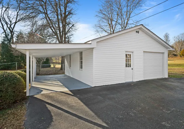 Homes for sale in Estill Springs, TN | 215 Hill St, Estill Springs, TN 37330 | MLS# 3176429