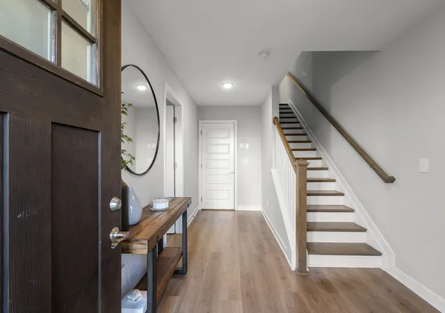 Photo 3 of Single family home for sale at 614 Parkvue Pl Dr, Nashville, TN 37221 | MLS# 3248306 | Listing updated on 2026-09-02