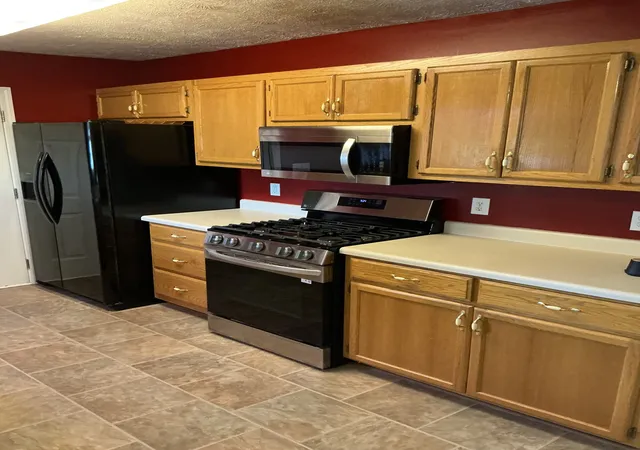 Photo 3 of Single family home for sale at 1706 Brittany Ct, Columbia, TN 38401 | MLS# 3176456 | Listing updated on 2026-10-06